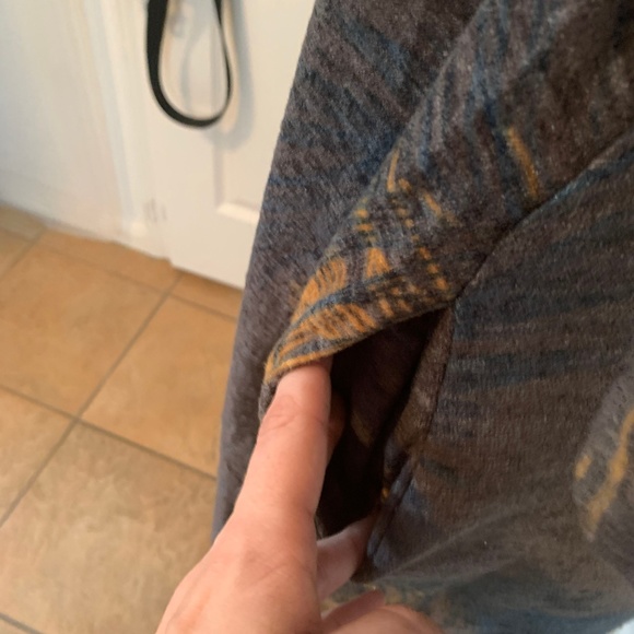 3/4 Sleeve Feather Dress - Picture 2 of 4